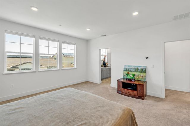 10213 Spades Ct, Elk Grove, CA 95757