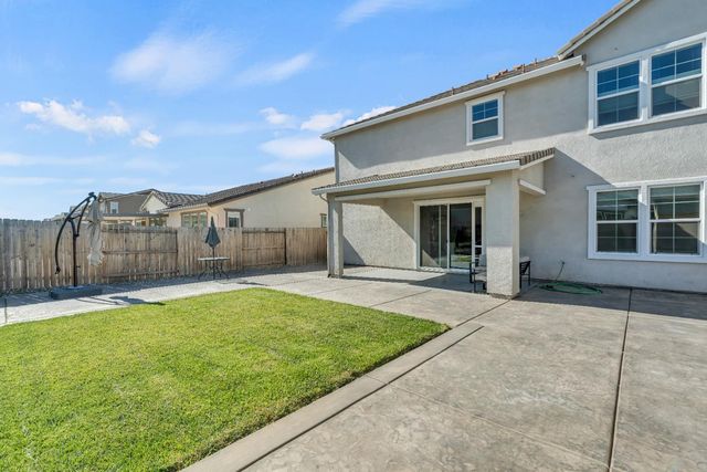 10213 Spades Ct, Elk Grove, CA 95757