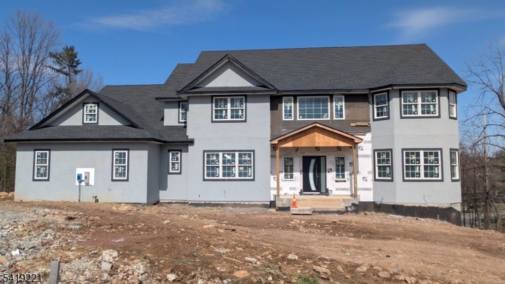 2 Minor Ct, Denville Twp., NJ 07834