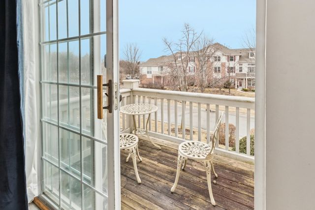 8126 Concord Lane D, Justice, IL 60458