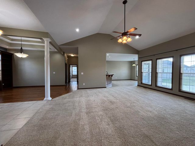 704 Silver Oaks Drive, Carl Junction, MO 64834