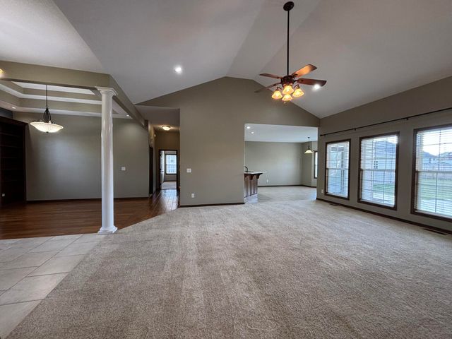 704 Silver Oaks Drive, Carl Junction, MO 64834