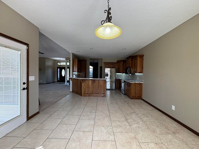 704 Silver Oaks Drive, Carl Junction, MO 64834