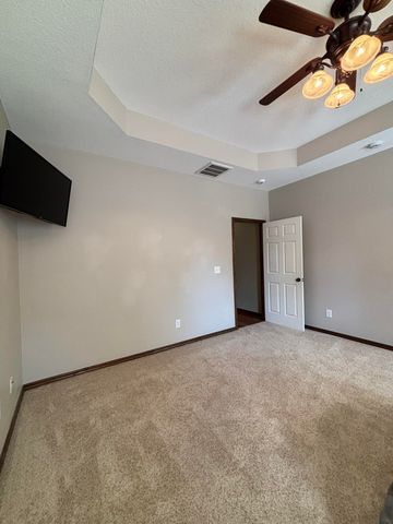 704 Silver Oaks Drive, Carl Junction, MO 64834