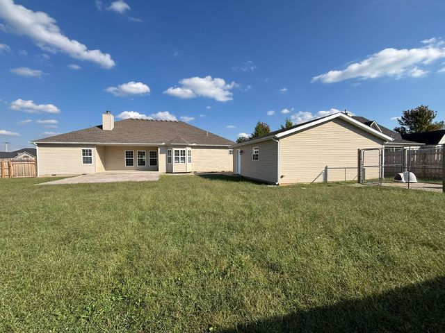 704 Silver Oaks Drive, Carl Junction, MO 64834