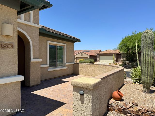 13834 E Cardemore Drive, Vail, AZ 85641