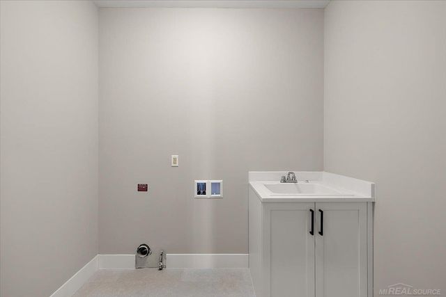 56689 Via Bellano Street, Macomb Twp, MI 48042