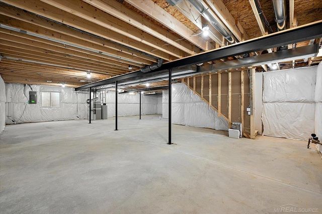 56689 Via Bellano Street, Macomb Twp, MI 48042