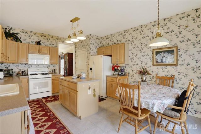 364 Waterside Boulevard, Monroe, NJ 08831