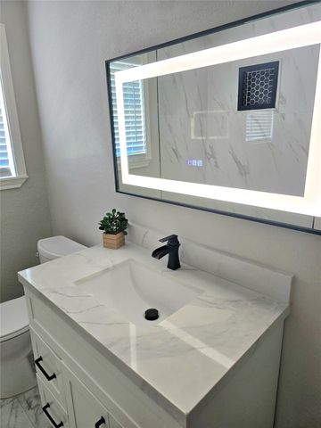 6152 Doulton Drive, Houston, TX 77033