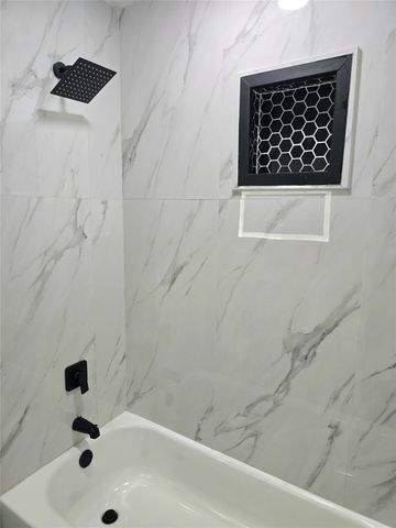 6152 Doulton Drive, Houston, TX 77033