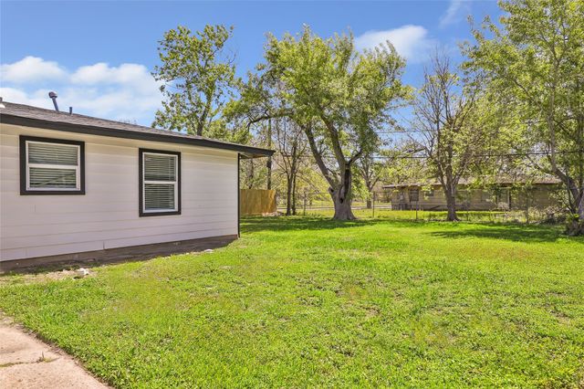 6152 Doulton Drive, Houston, TX 77033