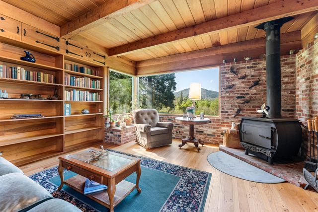 6790 Rush Creek Road, Lewiston, CA 96052