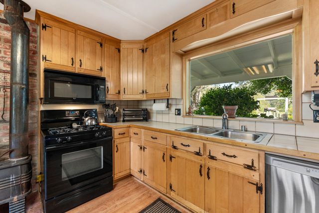 6790 Rush Creek Road, Lewiston, CA 96052