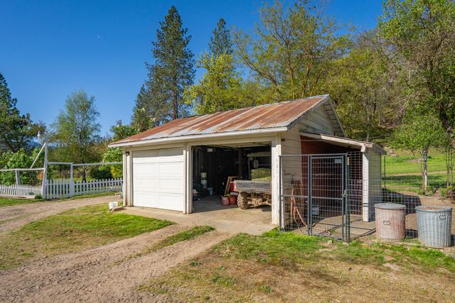6790 Rush Creek Road, Lewiston, CA 96052