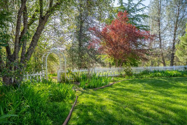 6790 Rush Creek Road, Lewiston, CA 96052