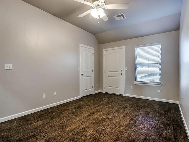 4609 Castle Bay Cove, Del City, OK 73115