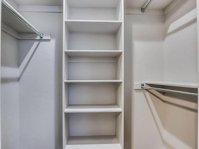 4609 Castle Bay Cove, Del City, OK 73115