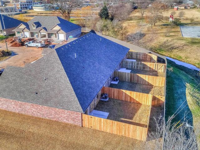 4609 Castle Bay Cove, Del City, OK 73115