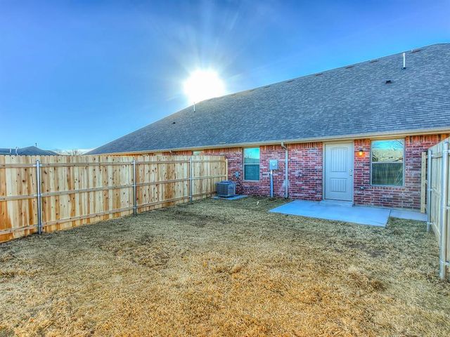 4609 Castle Bay Cove, Del City, OK 73115