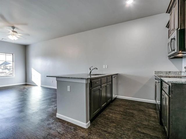 4609 Castle Bay Cove, Del City, OK 73115