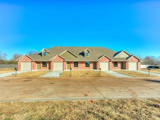 4609 Castle Bay Cove, Del City, OK 73115