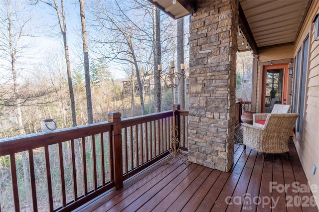 100 Saddle Notch Lane A1, Tuckasegee, NC 28783