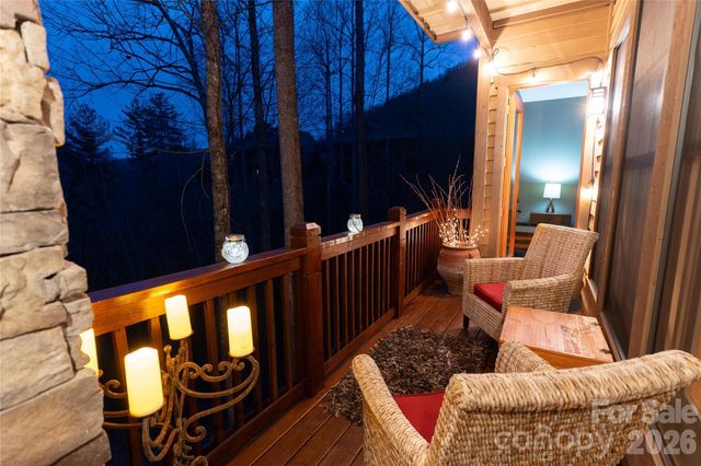 100 Saddle Notch Lane A1, Tuckasegee, NC 28783