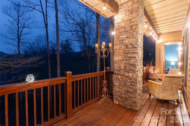 100 Saddle Notch Lane A1, Tuckasegee, NC 28783