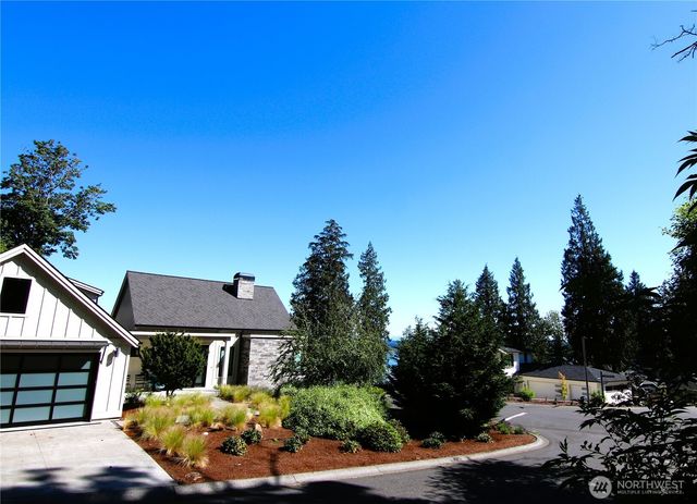 8855 Wood Duck Way, Blaine, WA 98230