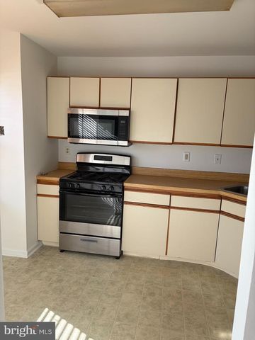 405 ATLANTA CT, Sewell, NJ 08080