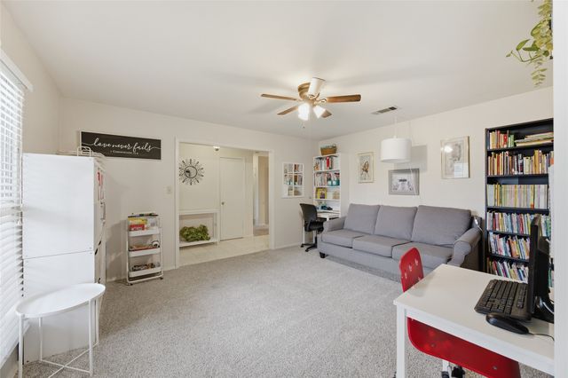 3912 Twilight Drive S, Benbrook, TX 76116