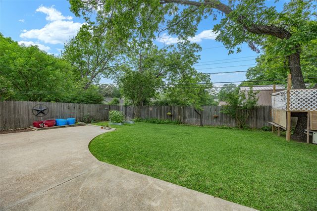 3912 Twilight Drive S, Benbrook, TX 76116
