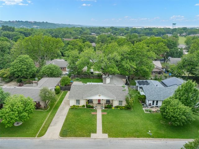 3912 Twilight Drive S, Benbrook, TX 76116