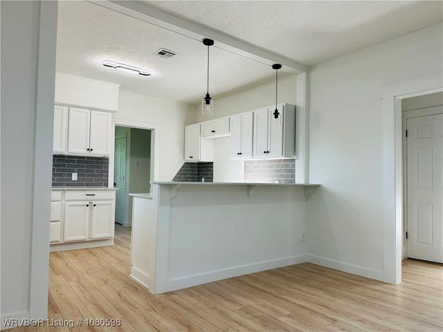 2203 S M Street, Fort Smith, AR 72901