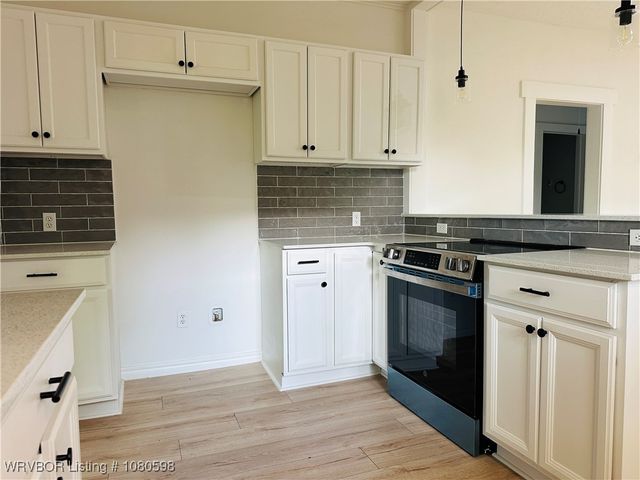 2203 S M Street, Fort Smith, AR 72901