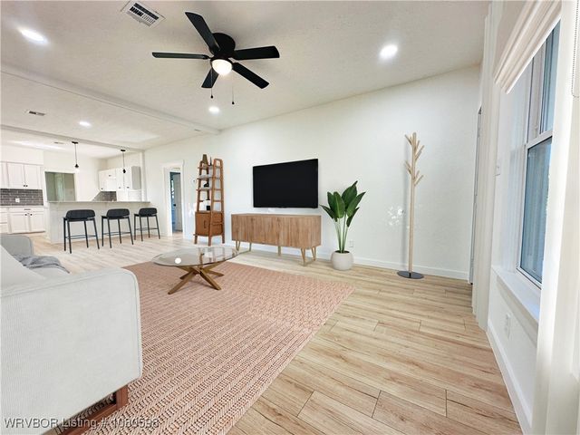 2203 S M Street, Fort Smith, AR 72901