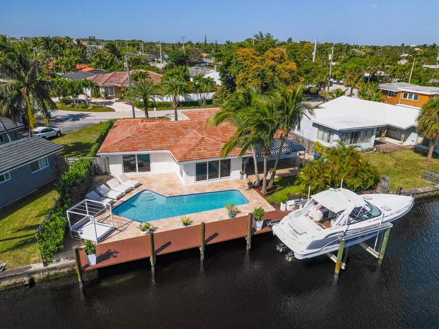 2164 NE 25th Street, Wilton Manors, FL 33305