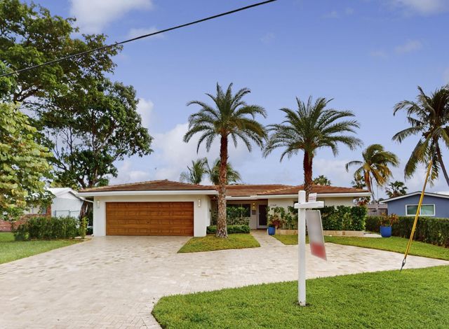2164 NE 25th Street, Wilton Manors, FL 33305