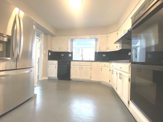 4956 S Campbell Avenue, Chicago, IL 60632