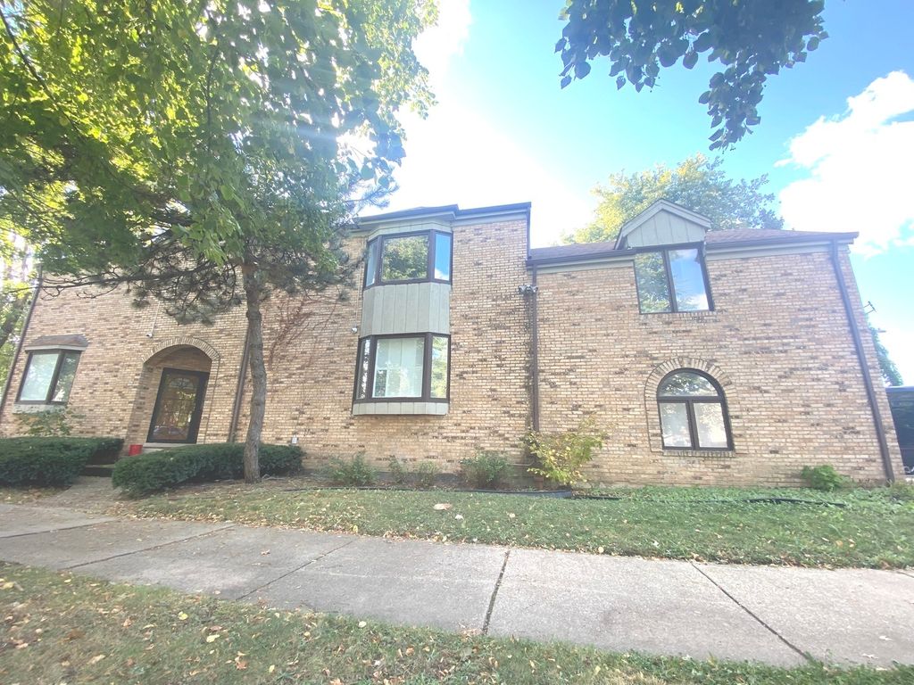 4956 S Campbell Avenue, Chicago, IL 60632