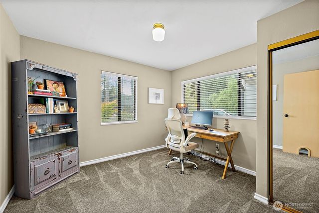 702 Yale Street, Fircrest, WA 98466