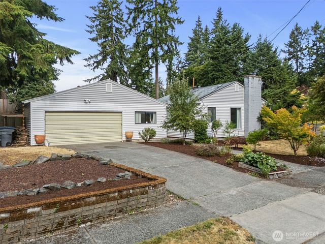 702 Yale Street, Fircrest, WA 98466