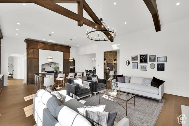 261 N SARAH ST, Providence, UT 84332