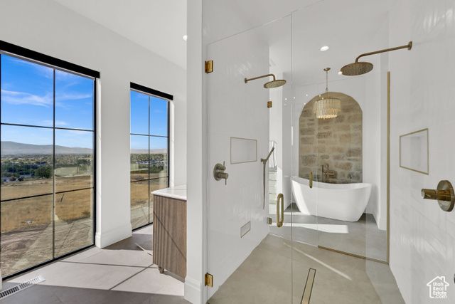 261 N SARAH ST, Providence, UT 84332