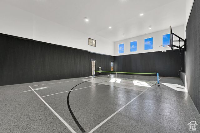 261 N SARAH ST, Providence, UT 84332