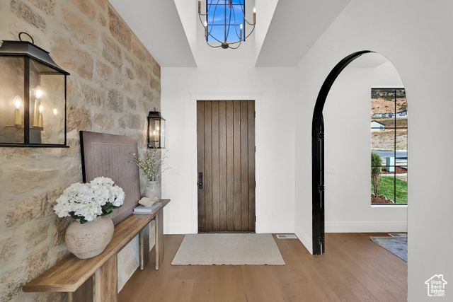 261 N SARAH ST, Providence, UT 84332