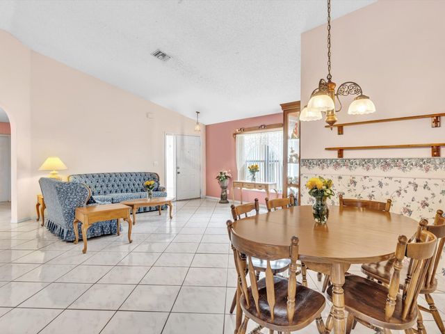 12535 SW 7th Place, Davie, FL 33325