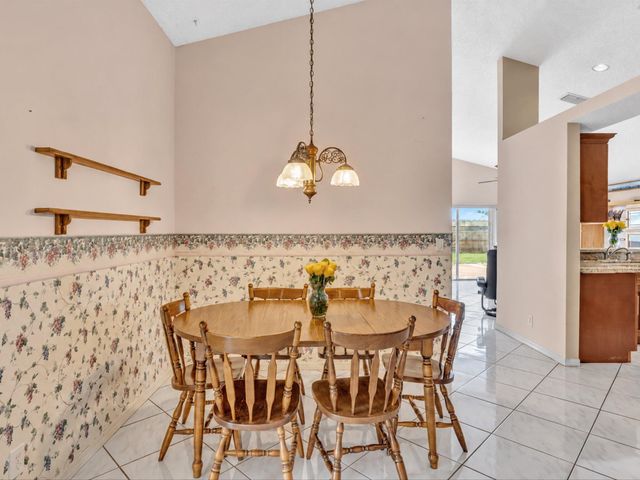 12535 SW 7th Place, Davie, FL 33325