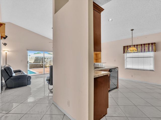 12535 SW 7th Place, Davie, FL 33325